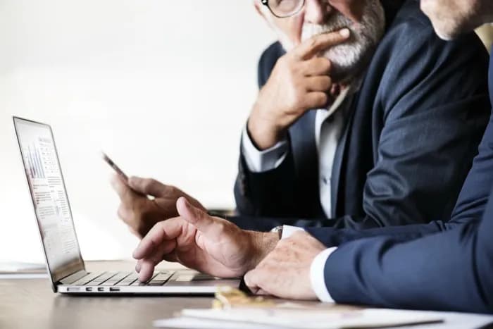 Advisor staying connected with clients